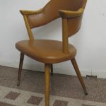 551 1496 CHAIR